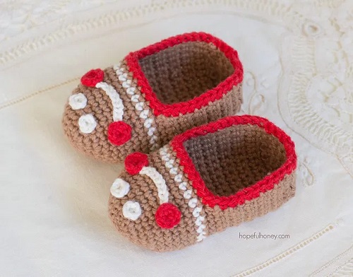 Easy and Cute Crochet Christmas Baby Booties Patterns