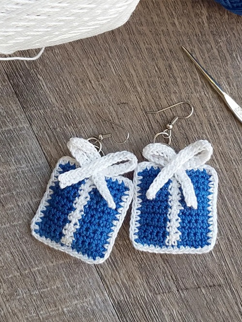 Crochet Christmas Earrings Free Patterns 7