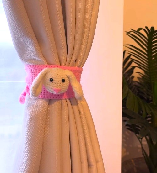 Unique Curtain Holder Free Crochet Patterns 8