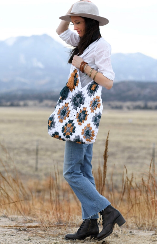 Magnolia Granny Square Bag Crochet Pattern