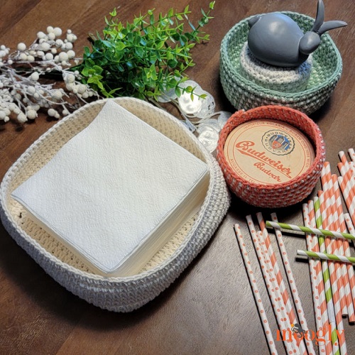 Free Napkin Holder Crochet Patterns 1