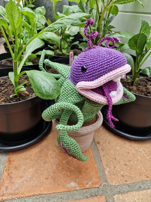 Crochet Toys with Funny Poses Free Patterns 1