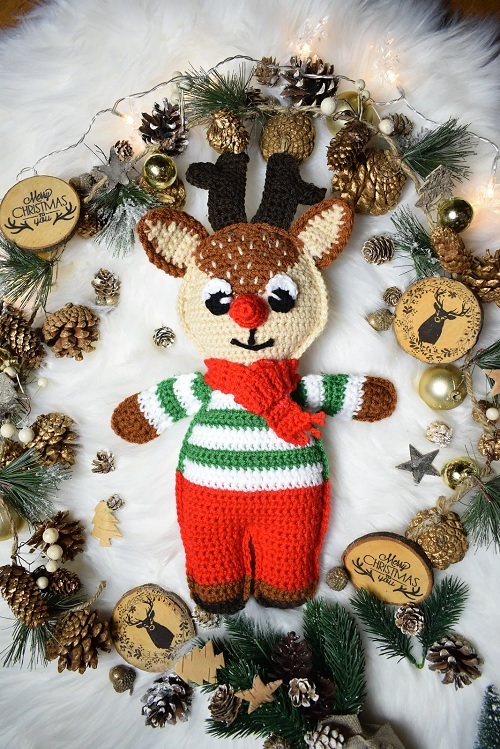Rudolph the red nose Reindeer ragdoll-free