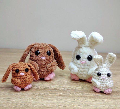 Small Crochet Bunny Amigurumi