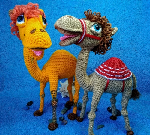 Crochet Camel Duo