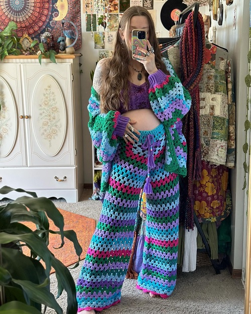 retro inspired granny stitch crochet pants