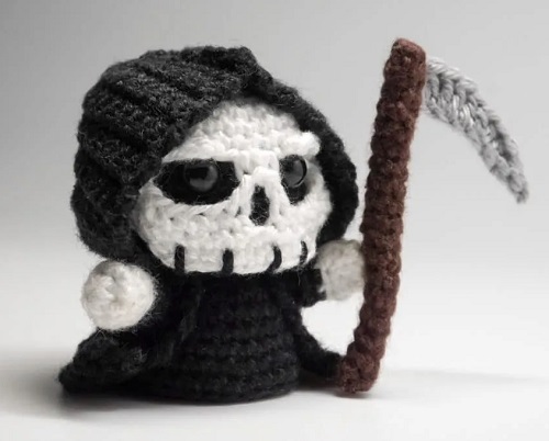 DIY Grim Reaper Amigurumi Crochet Pattern Ideas 2