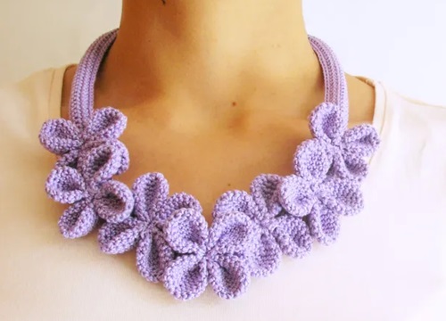 Crochet Floral Necklace Free Patterns 5