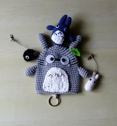 cute little crochet key holder