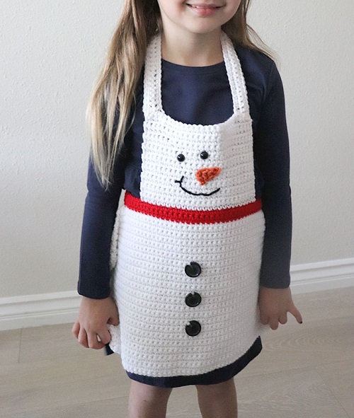 Easy Christmas Apron Crochet Patterns for women 3