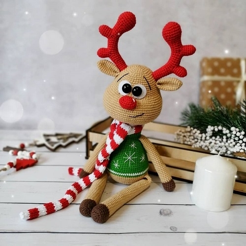 Rollie the Reindeer Crochet Pattern