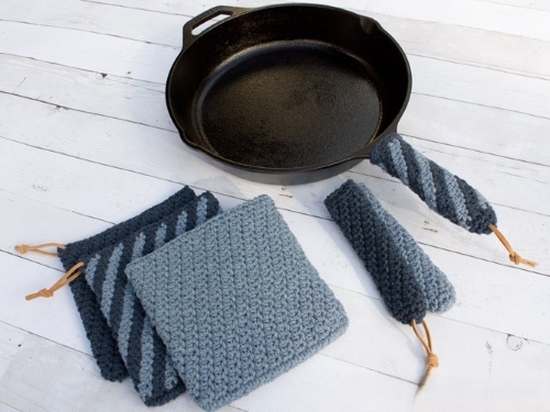 Beginner Friendly Cast Iron Handle Cover Pattern