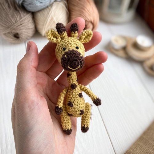 Giraffe Pocket Buddy