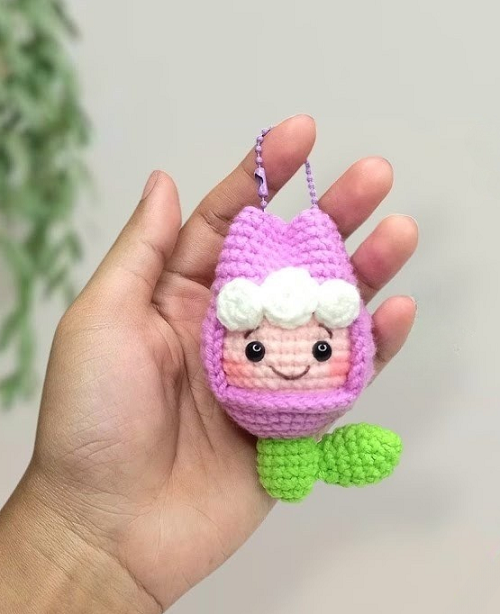tulip doll keychain