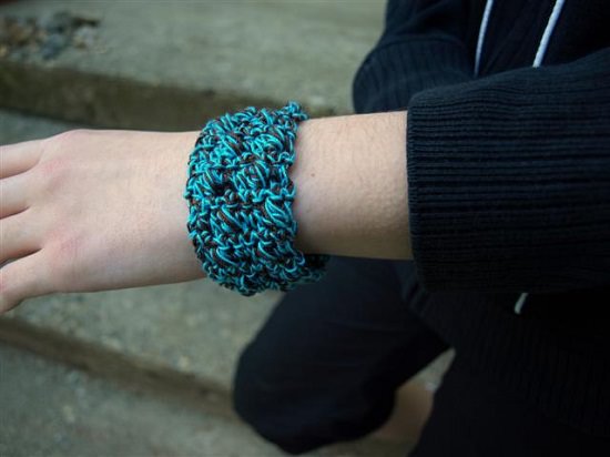 DIY Crochet Bracelet 8