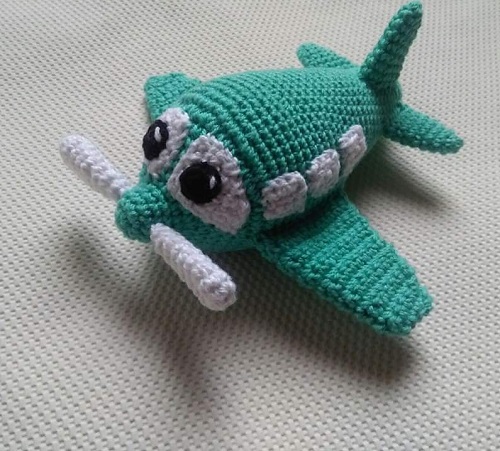 crocheted cartoon airplane pattern free