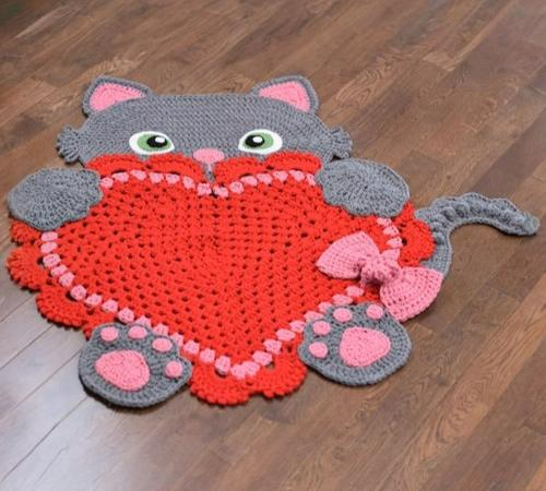 Kitty Cat With Heart Rug Crochet Pattern