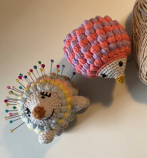 Amigurumi popcorn stitch hedgehog