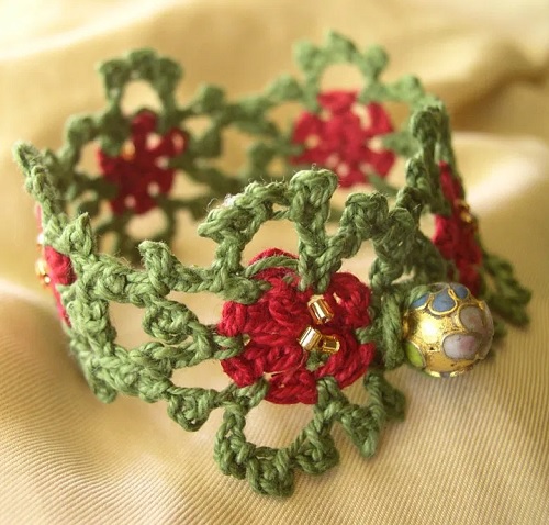 Christmas Motifs Bracelet