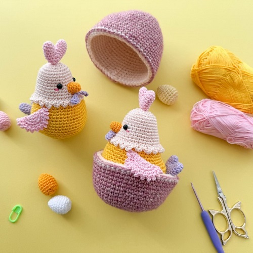 chicken-easter-surprise-egg