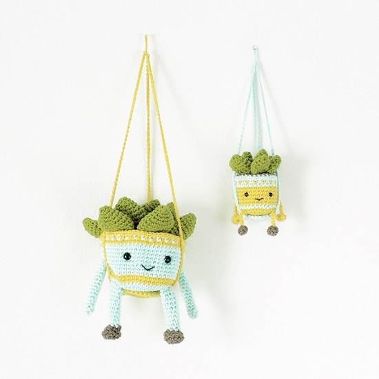 DIY Crochet Succulents 10