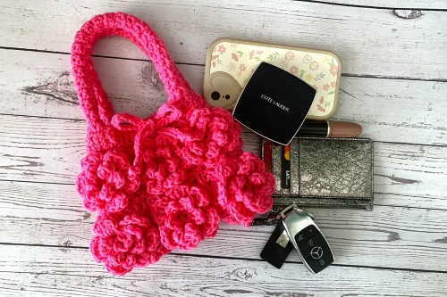 Crocheted Rose Handbag