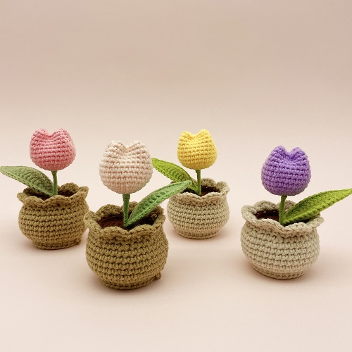 Crochet Mini Potted Tulips