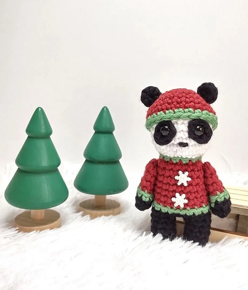 Christmas Panda