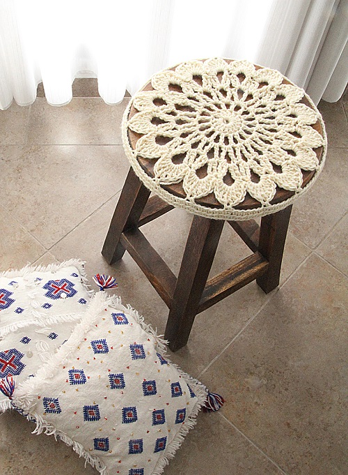 CROCHETED DOILY STOOL COVER PATTERN