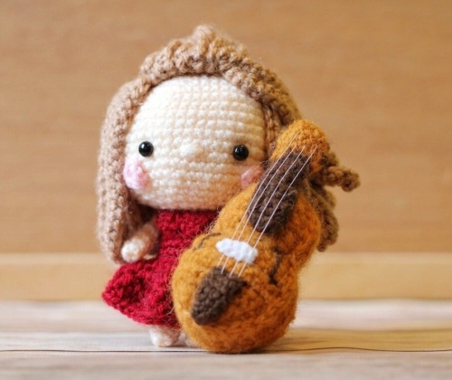 Jacqueline the Cellist Mini Doll Free Crochet Pattern
