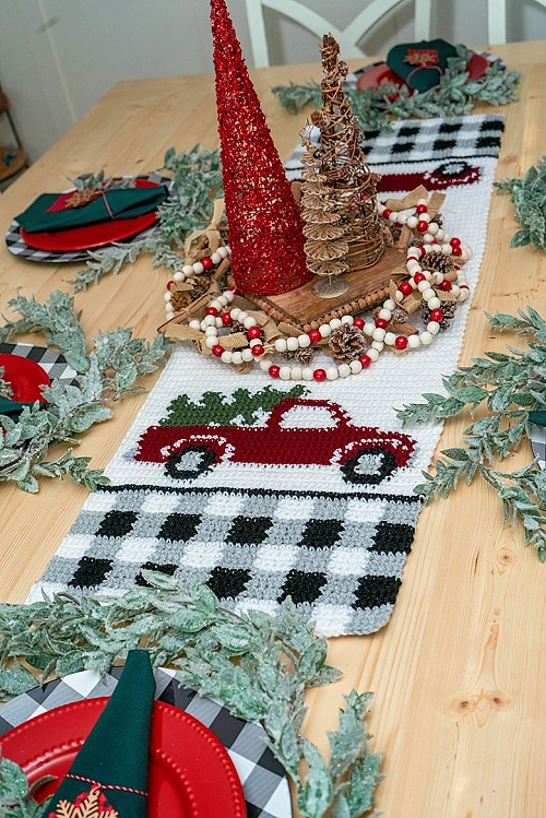 Christmas Table Runner Free Crochet Patterns 1