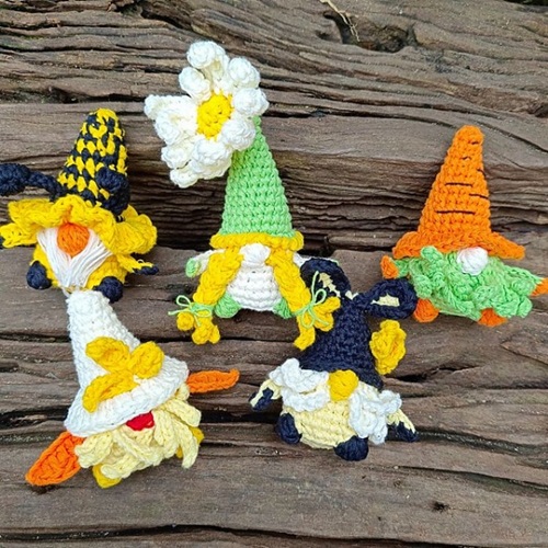 rochet Tiny Carrot Gnome