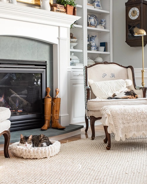 easy crochet cat (or dog) bed tutorial