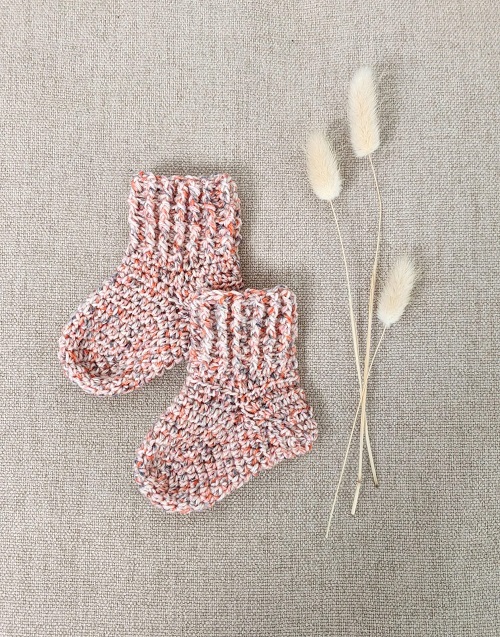 Easy and Cute Crochet Baby Socks