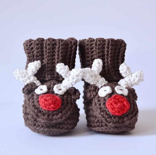 Easy and Cute Crochet Christmas Baby Booties Patterns 2