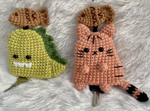 cat and ghost crochet key holder