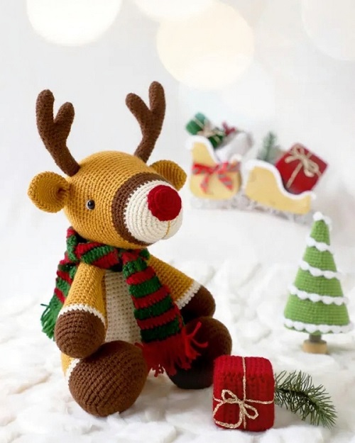 Crochet Reindeer Amigurumi Pattern