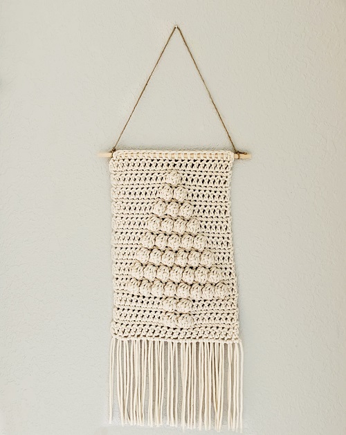 Crochet Bobbled Christmas Tree For Your Wall