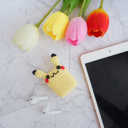 Crochet Pikachu Airpods Case