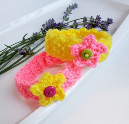 Teeny Tiny Flower Bracelet