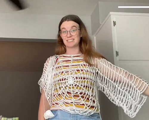 Glows in the dark With Thus spiderweb top