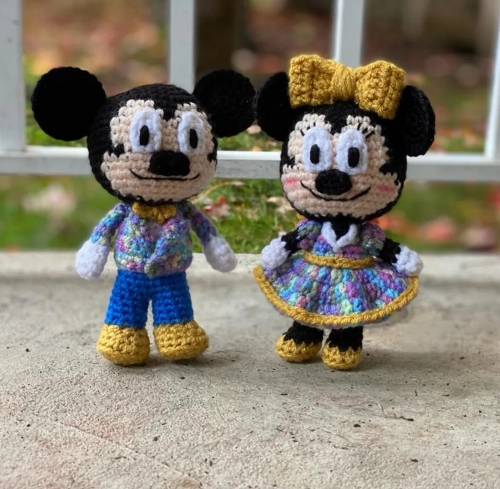 Mini Mickey and Minnie Mouse Dolls