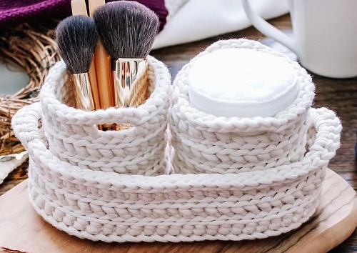 Practically Perfect Crochet Nesting Baskets