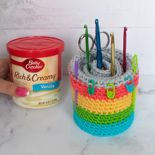 How to Crochet a Crochet Hook Holder