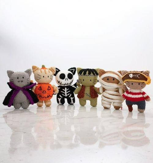 Group of Cats Free Crochet Patterns
