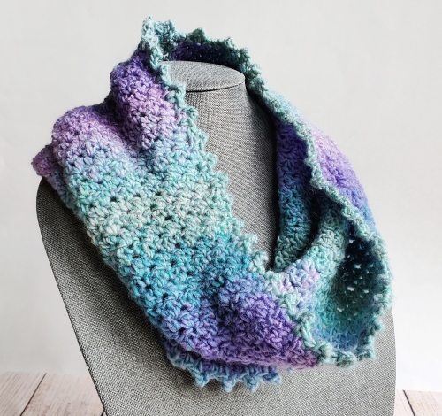 Lovely Lemon Neck Warmer