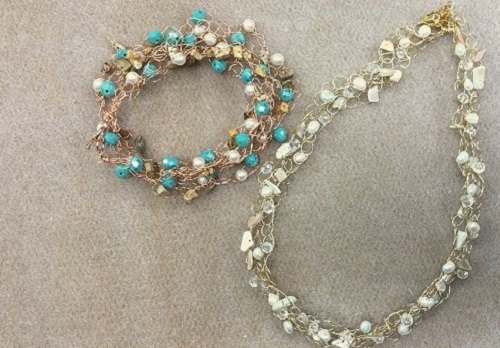 Wire and Beads Crochet Necklace