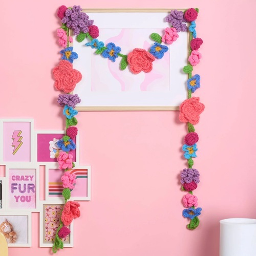 Free Red Heart Crochet Floral Fiesta Garland Pattern
