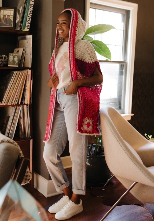 Sweetheart Cape with Granny Squares Accent