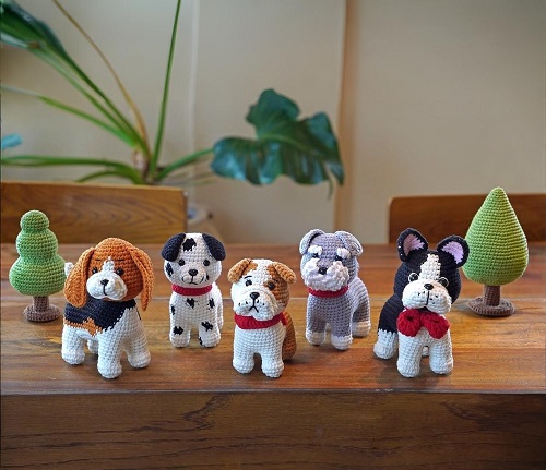 Group of Dogs Free Crochet Patterns 1